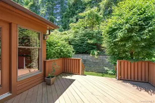 43 Hunt Dr, Jericho, NY 11753 - Photo 34