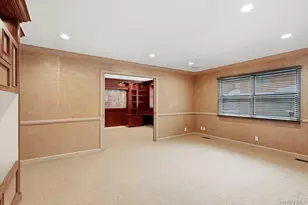 43 Hunt Dr, Jericho, NY 11753 - Photo 20