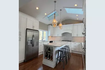 10 Skyes Neck Court, East Quogue, NY 11942 - Photo 10