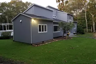 10 Skyes Neck Ct, East Quogue, NY 11942 - Photo 2