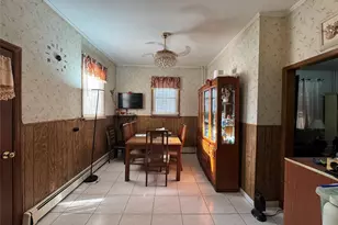 690 E 240th St, Bronx, NY 10470 - Photo 16