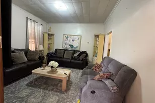 690 E 240th St, Bronx, NY 10470 - Photo 8