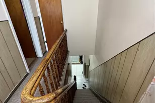 690 E 240th St, Bronx, NY 10470 - Photo 26