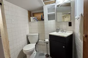 690 E 240th St, Bronx, NY 10470 - Photo 40