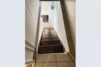 690 E 240th Street, Bronx, NY 10470 - Photo 38