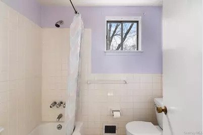 76 Beverly Road, Mount Kisco, NY 10549 - Photo 20