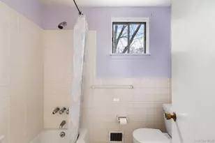 76 Beverly Rd, Mount Kisco, NY 10549 - Photo 20