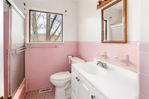 76 Beverly Rd, Mount Kisco, NY 10549 - Photo 14