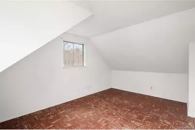 76 Beverly Road, Mount Kisco, NY 10549 - Photo 22