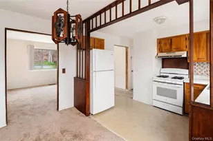 76 Beverly Rd, Mount Kisco, NY 10549 - Photo 10