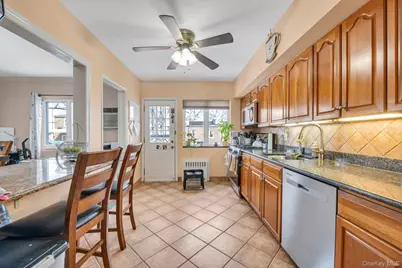 1922 Hering Avenue, Bronx, NY 10461 - Photo 4