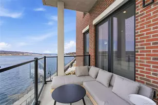 10 Shore Rd, Glenwood Landing, NY 11547 - Photo 16