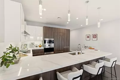 10 Shore Road #300, Glenwood Landing, NY 11547 - Photo 8