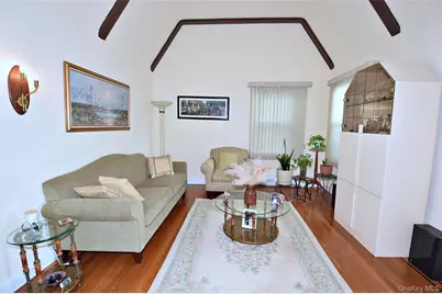 24903 Rushmore Terrace, Little Neck, NY 11362 - Photo 6