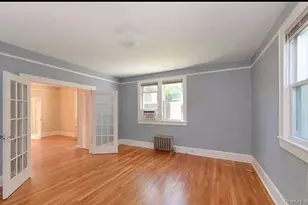 2 Elm St, Glen Head, NY 11545 - Photo 4