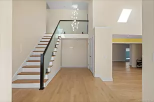 43 Waterview Dr, Sound Beach, NY 11789 - Photo 18