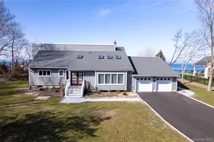 43 Waterview Dr, Sound Beach, NY 11789 - Photo 2