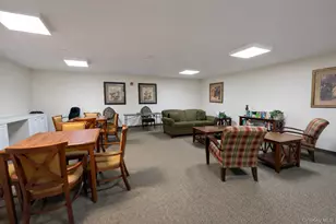 100 Woodcrest Ln, Mount Kisco, NY 10549 - Photo 10