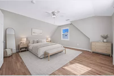 1987 Lakeville Road, New Hyde Park, NY 11040 - Photo 14