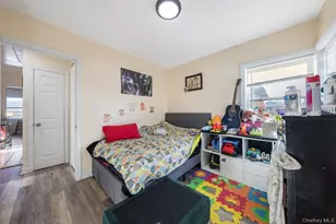 2752 Curtis St, East Elmhurst, NY 11369 - Photo 14