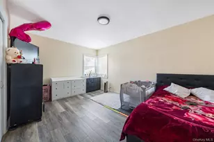 2752 Curtis St, East Elmhurst, NY 11369 - Photo 16