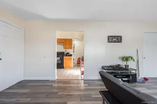 2752 Curtis St, East Elmhurst, NY 11369 - Photo 12