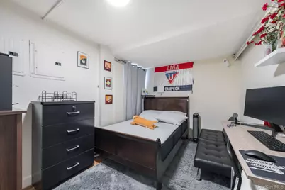 2752 Curtis Street, East Elmhurst, NY 11369 - Photo 26