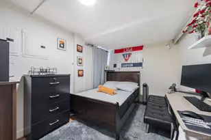 2752 Curtis St, East Elmhurst, NY 11369 - Photo 26