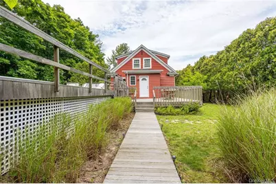 30 Vail Avenue, East Quogue, NY 11942 - Photo 8