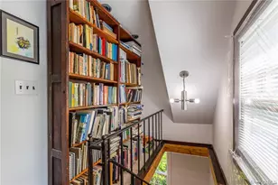 30 Vail Ave, East Quogue, NY 11942 - Photo 22