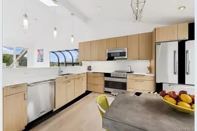 21 S Fulton Drive #29, Montauk, NY 11954 - Photo 16