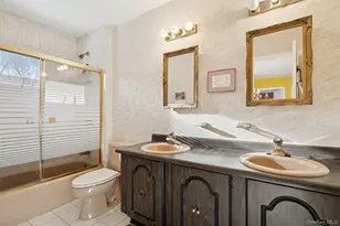 10 Sarah Dr, Dix Hills, NY 11746 - Photo 30