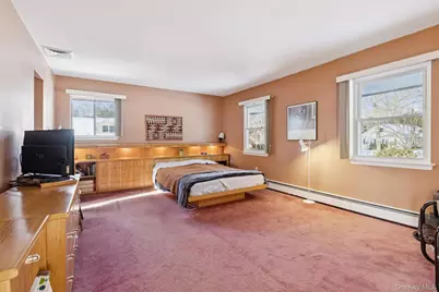 10 Sarah Drive, Dix Hills, NY 11746 - Photo 22