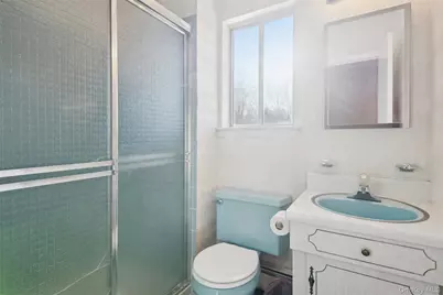 10 Sarah Drive, Dix Hills, NY 11746 - Photo 24