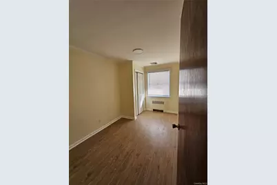 102 Birchwood Park Drive, Syosset, NY 11791 - Photo 14
