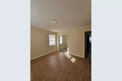 102 Birchwood Park Drive, Syosset, NY 11791 - Photo 10