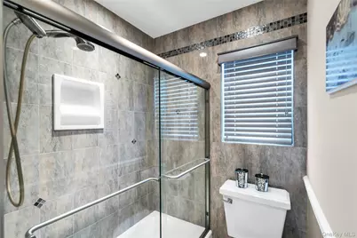 7 Albertson Lane, Old Westbury, NY 11568 - Photo 26