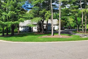 7 Albertson Ln, Old Westbury, NY 11568 - Photo 2