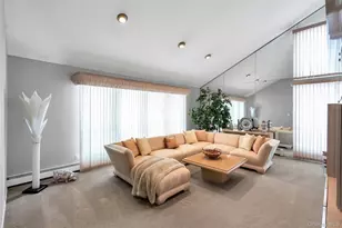 7 Albertson Ln, Old Westbury, NY 11568 - Photo 16