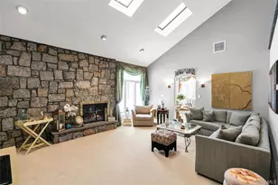 7 Albertson Ln, Old Westbury, NY 11568 - Photo 14