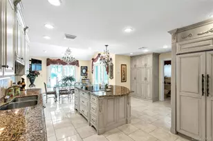 7 Albertson Ln, Old Westbury, NY 11568 - Photo 10