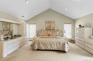 7 Albertson Ln, Old Westbury, NY 11568 - Photo 28