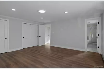 73 Wolcott Road, Levittown, NY 11756 - Photo 28