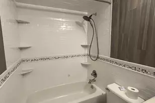 205 Mineola Blvd, Mineola, NY 11501 - Photo 12