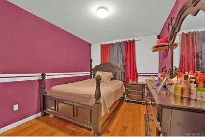931 E 216th Street, Bronx, NY 10469 - Photo 10