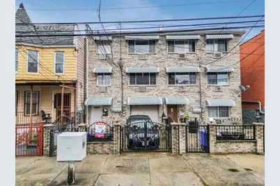 931 E 216th Street, Bronx, NY 10469 - Photo 1