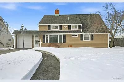 23 Elm Drive W, Levittown, NY 11756 - Photo 1