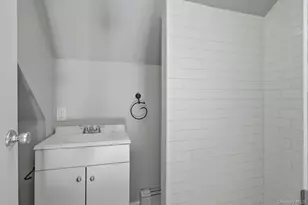 23 Elm Dr W, Levittown, NY 11756 - Photo 22