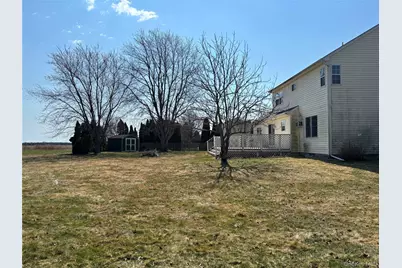 125 Northgate Circle, Calverton, NY 11933 - Photo 24