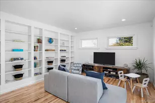 19 Sherwood Dr, Larchmont, NY 10538 - Photo 12